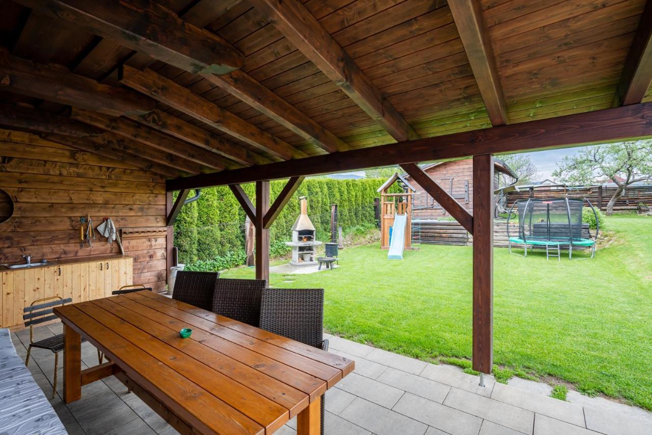Drevenica Emilka, 5 Min Restauracia, Z Terasy Vyhlad Na Kralovu Holu A Polomske Ocko, Gril, Ohnisko, Kotlik Villa Brezno Ngoại thất bức ảnh
